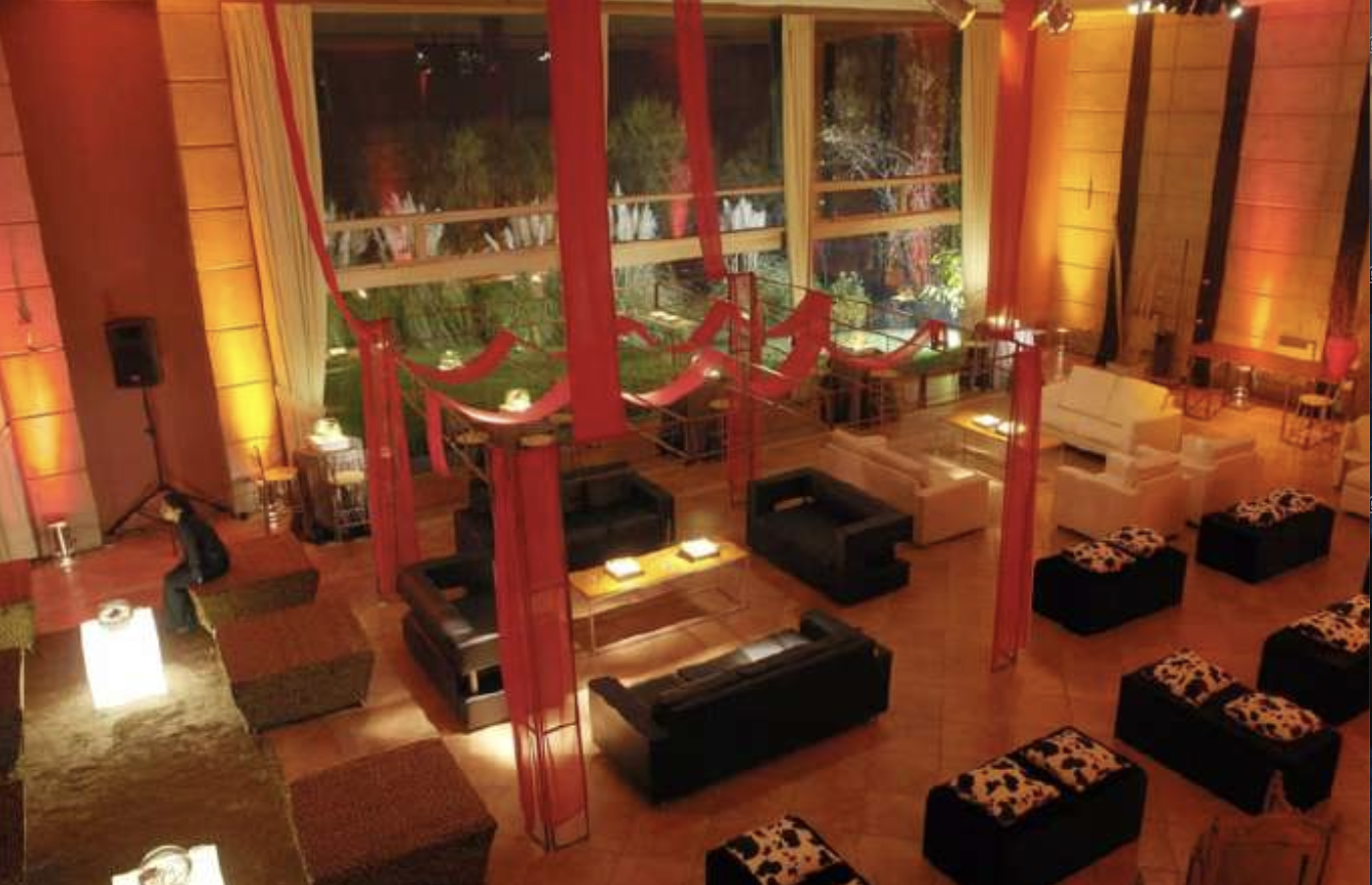 Lounge de evento corporativo